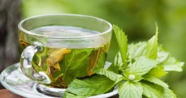 7 فوائد مذهلة لشرب الشاي الأخضر على معدة فارغة