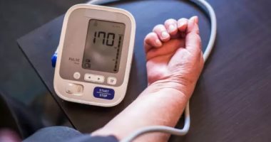 7 مخاطر صحية ناتجة عن ارتفاع ضغط الدم.. علامات تساعد على اكتشافه مبكرا