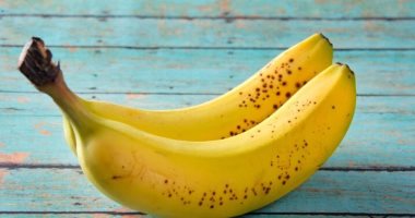 فوائد قشر الموز للعناية بالبشرة ومحاربة التجاعيد