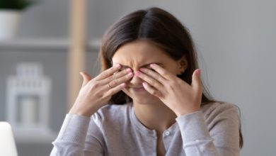 هل جفاف العين يسبب ضعف النظر؟